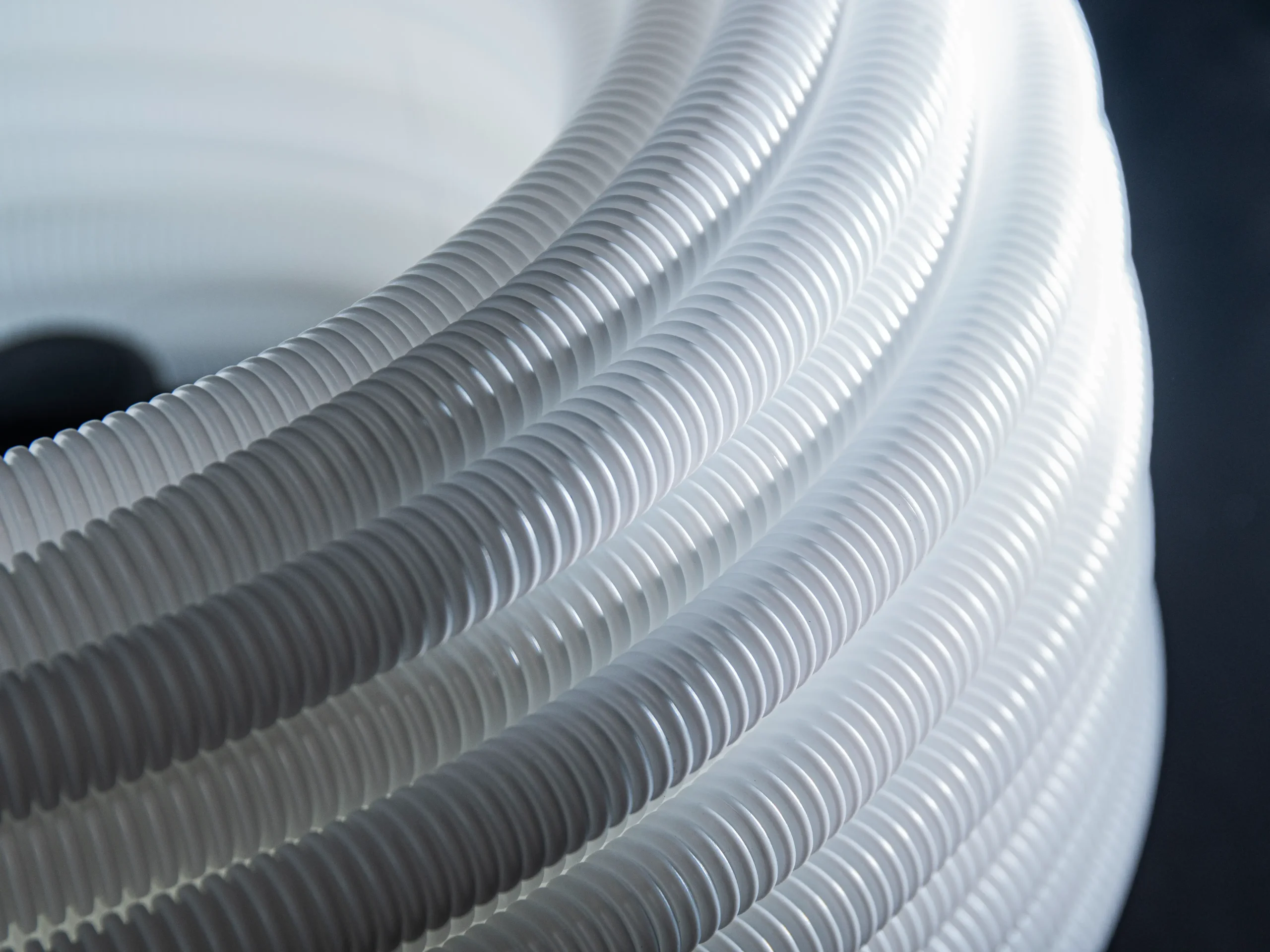 MILLIARD Flexible Hose white detail 2